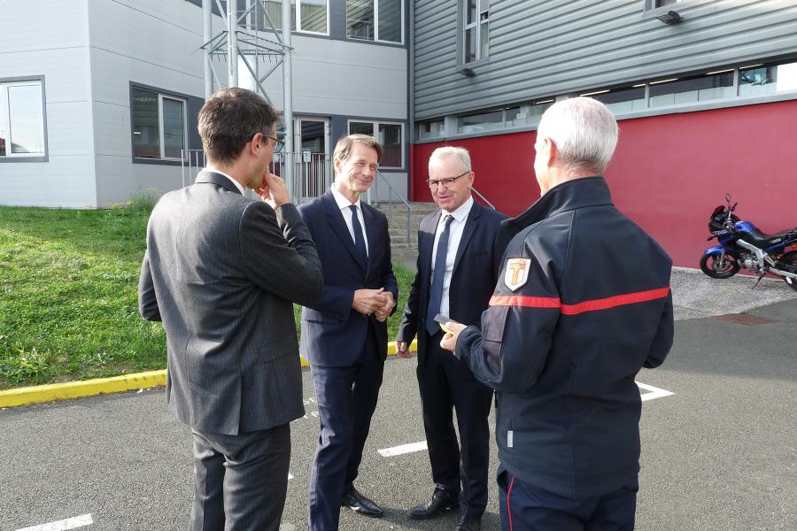 M.le Prefet Jean-Michel Mougard visite le centre de secours principal d&#039;Albi.