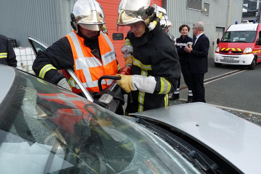 M.le Prefet Jean-Michel Mougard visite le centre de secours principal d&#039;Albi.