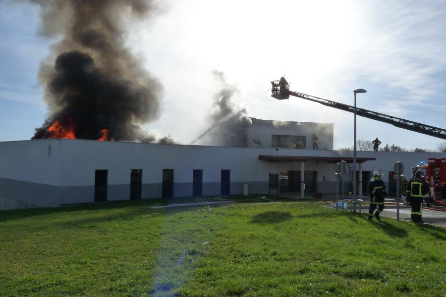 Incendie à la maison de la santé de Montredon-Labessonié