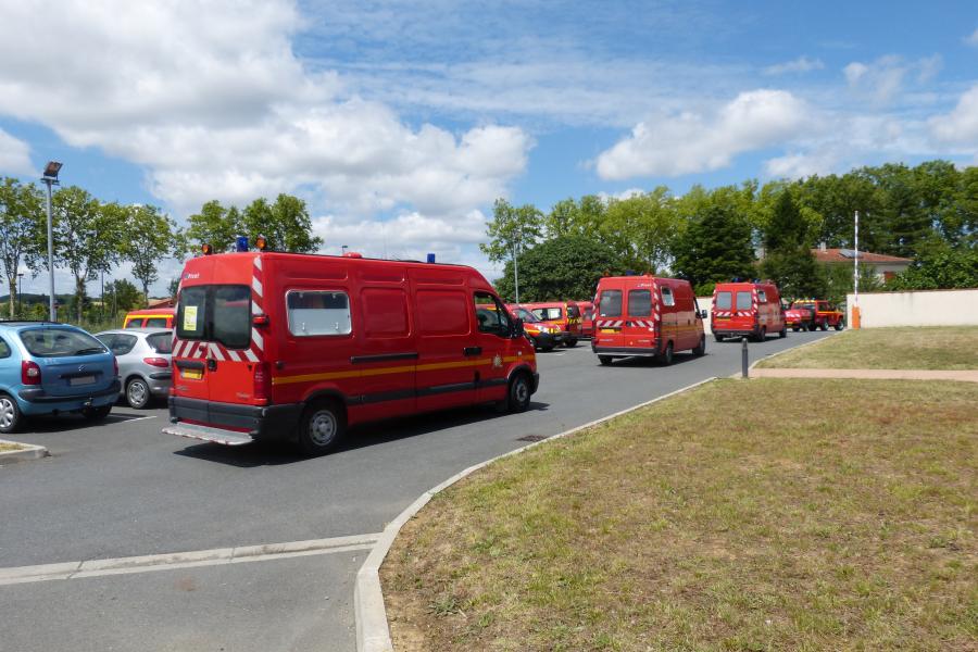 Départ d&#039;une colonne de renfort dans la Haute-Garonne
