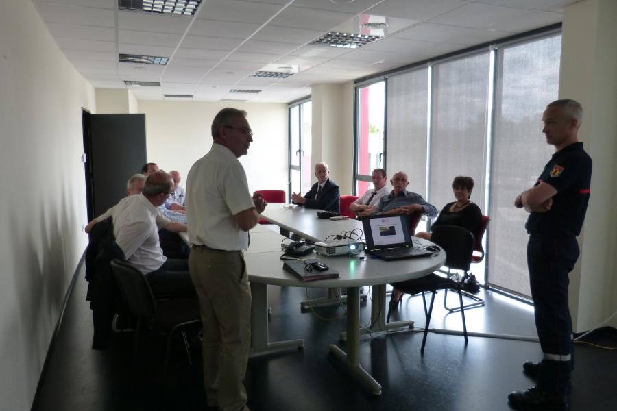 Visite des élus du canton de Labruguière au SDIS du Tarn