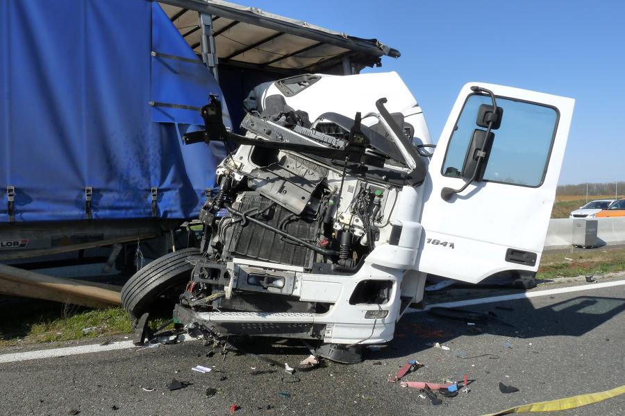 Accident voie publique sur l&#039;autoroute.