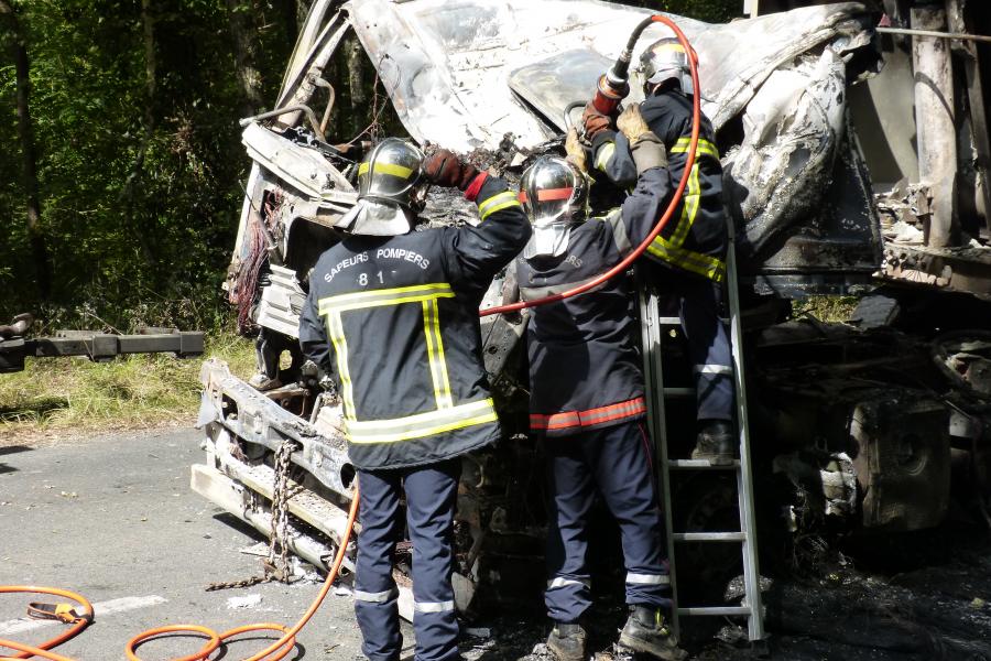 Accident de poids lourd sur la commune de Saint-Marcel-Campes