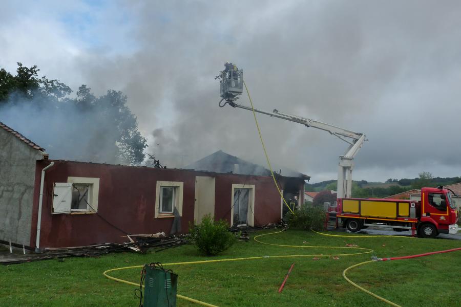 Feu d&#039;habitation commune de Graulhet