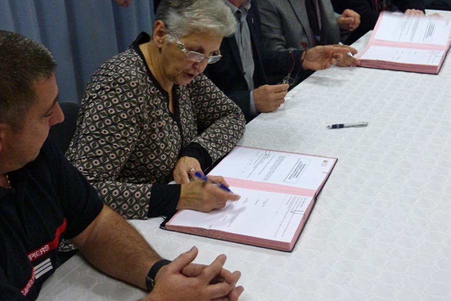 Signature d&#039;une nouvelle convention au centre de secours de Dourgne