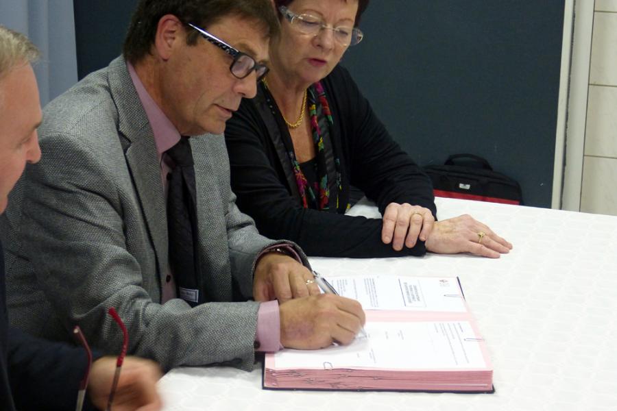 Signature d&#039;une nouvelle convention au centre de secours de Dourgne