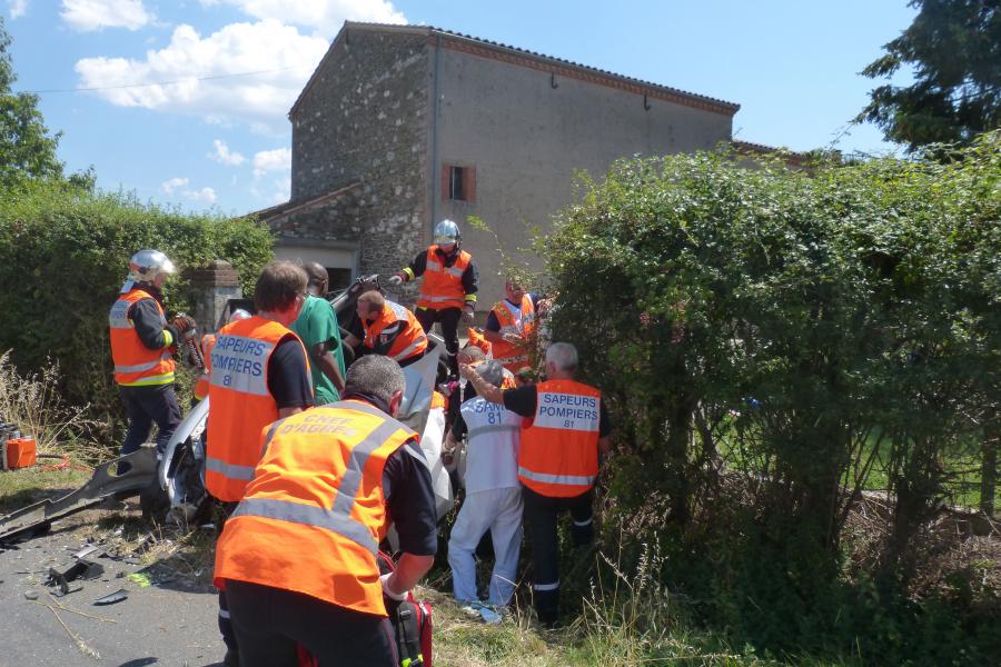 Accident de la circulation entre trois véhicules sur la commune d&#039;Arthès