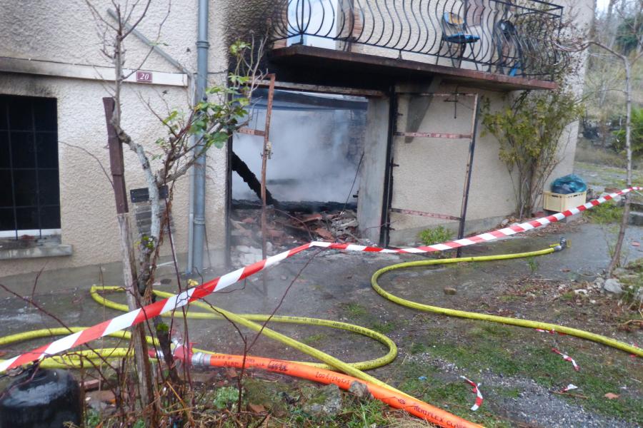 Feu d&#039;habitation sur la commune de Castelnau-de-Lévis