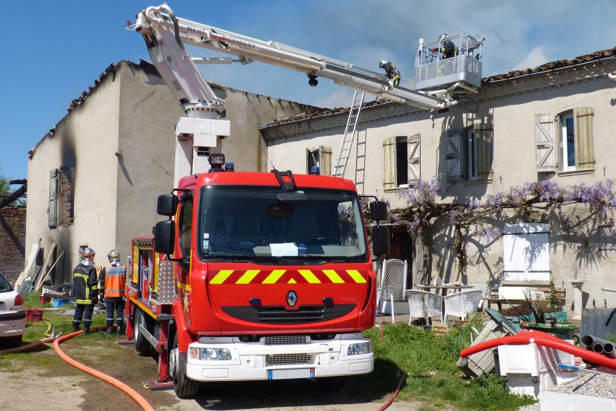 Feu d&#039;habitation sur la commune de Couffouleux