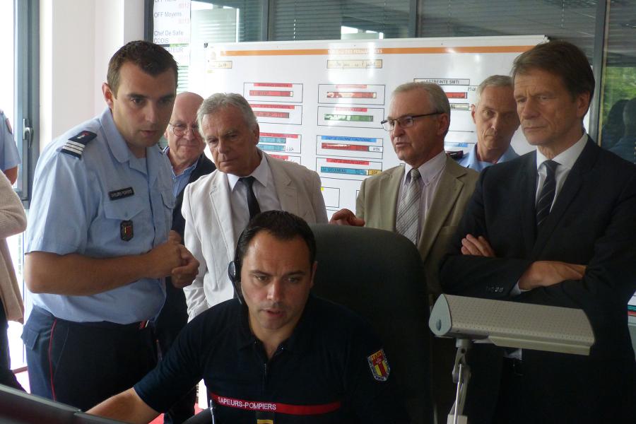 Les sapeurs-pompiers du Tarn présentent la PFLAU au préfet 