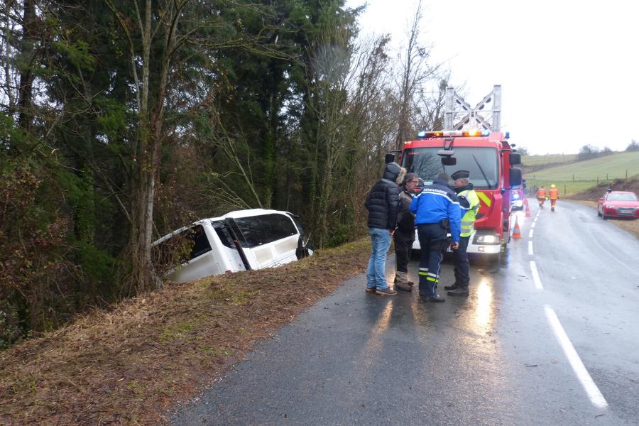 Accident de bus scolaire sur la commune de Teillet