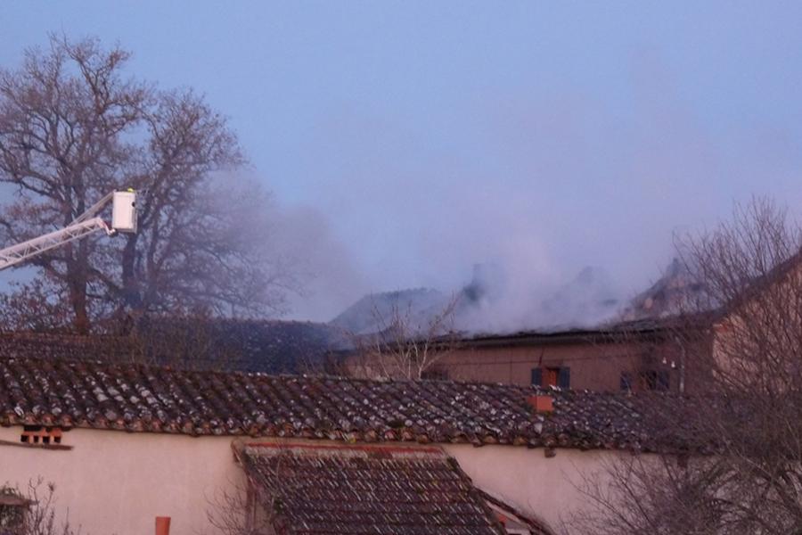 Feu de toiture sur la commune de Pampelonne