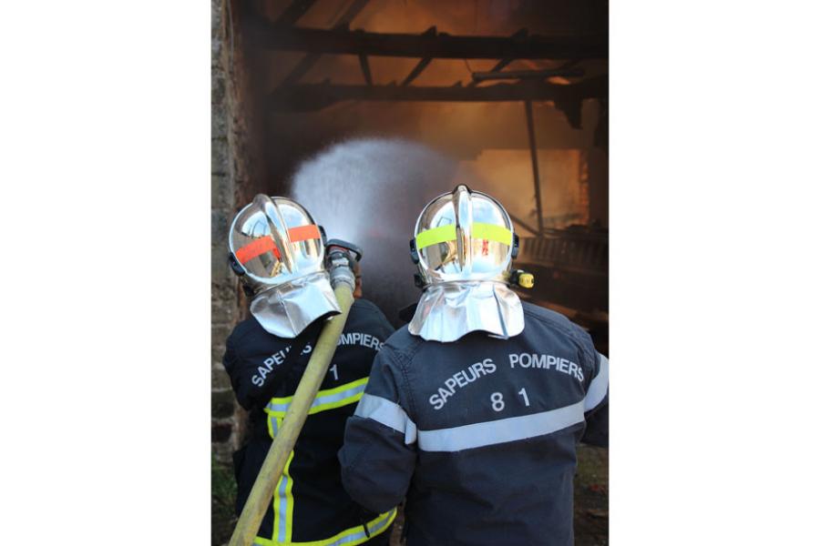 Feu de hangar agricole à Rayssac