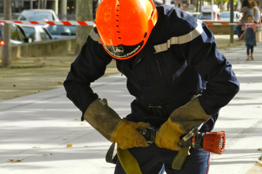 La Dépêche du Midi : &quot;Les pompiers recrutent des jeunes&quot;